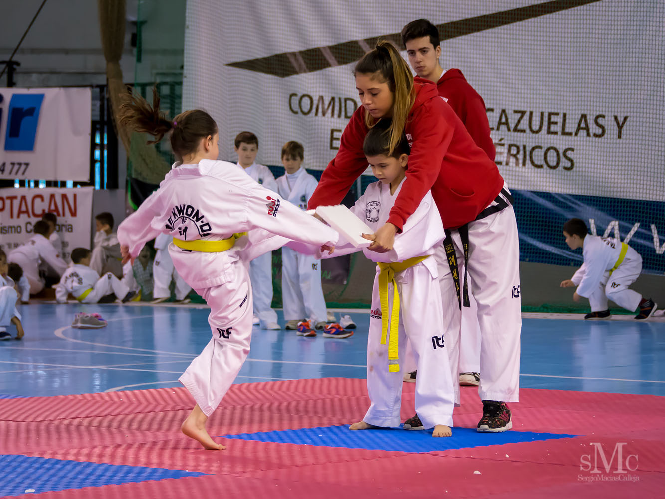TAEKWONDO CAMPEONATO PAREJAS ABRIL 2018_1973.jpg